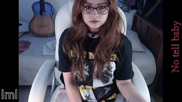 Snapshot of Lametaleralatina chatting on July 6, 3:36 pm Lametaleralatina online show from July 6, 3:36 pm