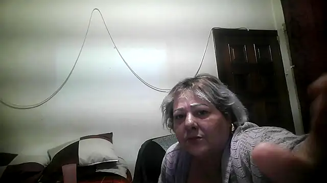 bialoba7 online show from October 10, 1:15 am