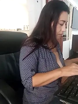 aliz963040 online show from February 3, 2:33 pm