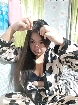 Zyramae 25 online show from February 5, 1:49 pm