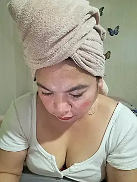 Zyramae 25 online show from July 7, 3:09 am