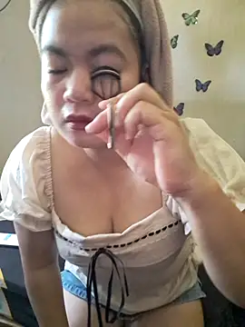 Zyramae 25 online show from July 16, 2:50 am