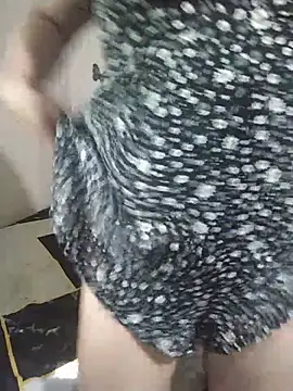 Zyramae 25 online show from July 30, 1:04 am