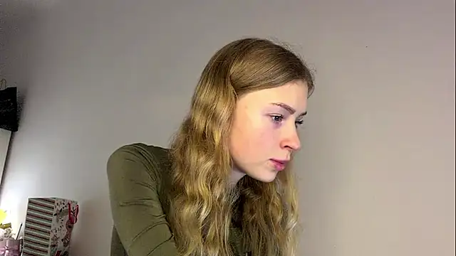 Snapshot of Flexiblegirl chatting on February 22, 5:22 pm Flexiblegirl online show from February 22, 5:22 pm