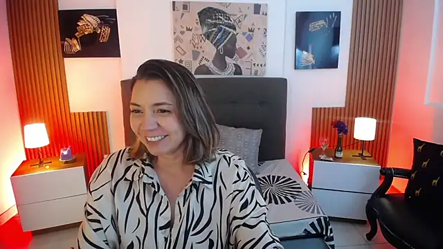 Snapshot of milfsecret69 chatting on June 10, 11:09 am milfsecret69 online show from June 10, 11:09 am