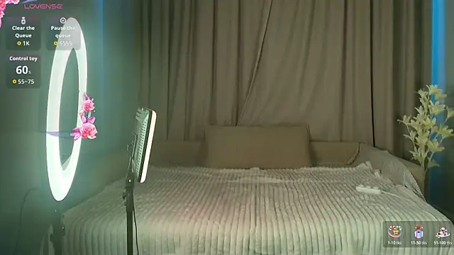 minny moon online show from March 13, 3:13 am