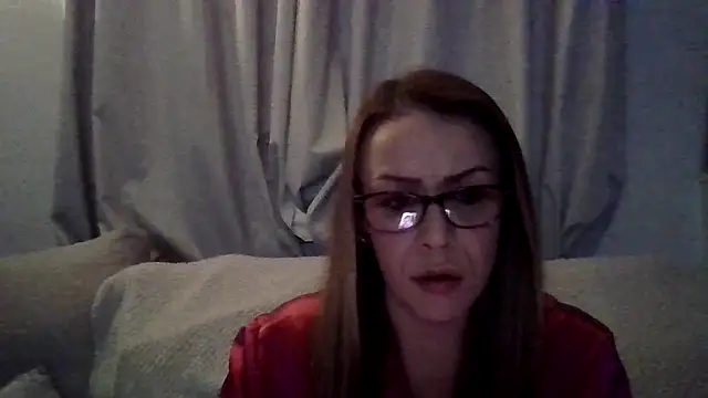 Snapshot of Majestic-Maya chatting on February 8, 9:29 pm Majestic-Maya online show from February 8, 9:29 pm