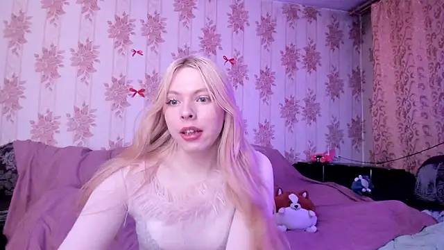 Cutie Bambi online show from February 22, 11:20 am