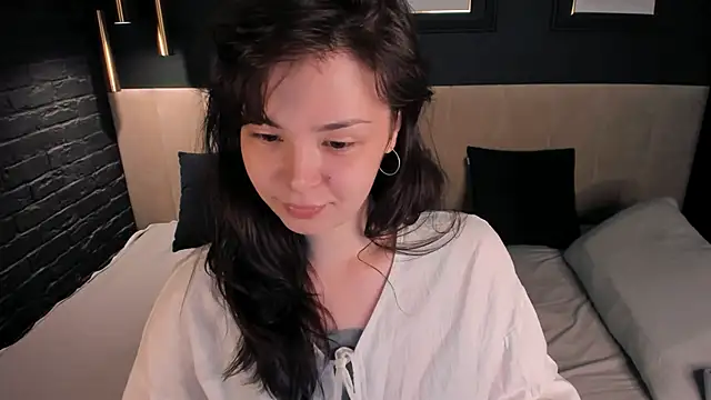 Snapshot of Maykinkya chatting on June 10, 1:43 pm Maykinkya online show from June 10, 1:43 pm