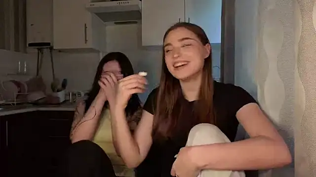LissaBliss online show from April 30, 2:12 pm