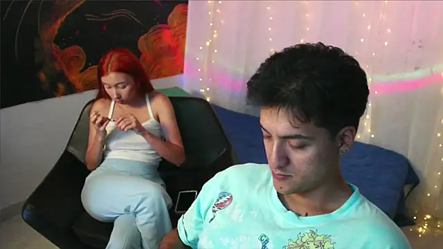 Snapshot of RoseSinsDonViktor chatting on May 11, 11:35 pm RoseSinsDonViktor online show from May 11, 11:35 pm