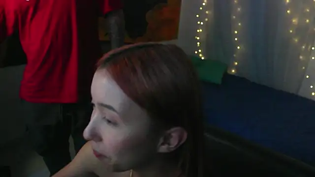Snapshot of RoseSinsDonViktor chatting on May 27, 3:36 am RoseSinsDonViktor online show from May 27, 3:36 am