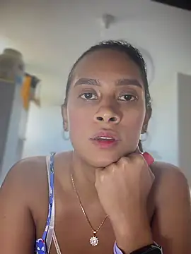 LunaHeat online show from February 9, 5:39 pm