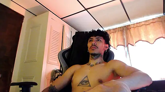 Snapshot of D3v1L88 chatting on March 20, 7:41 pm D3v1L88 online show from March 20, 7:41 pm