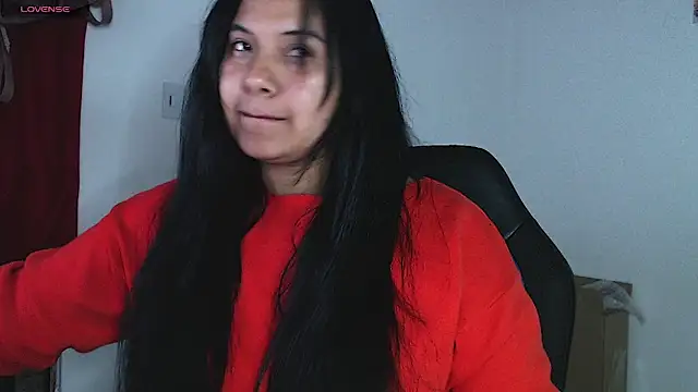 emily-rousee- online show from May 26, 1:45 am