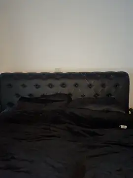 Ellie-rosee online show from February 18, 7:48 am