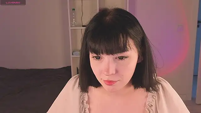 Snapshot of Doll_lira chatting on June 3, 12:08 pm Doll lira online show from June 3, 12:08 pm