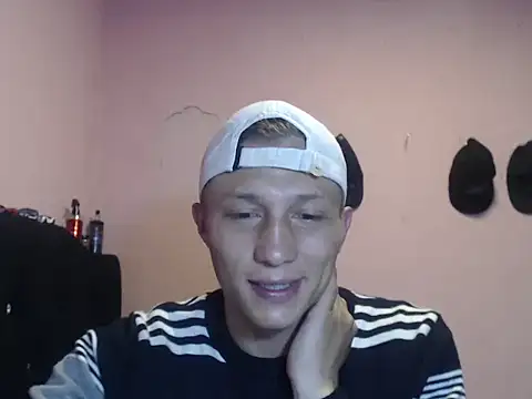 Cronos Hot 8 online show from March 8, 10:08 am