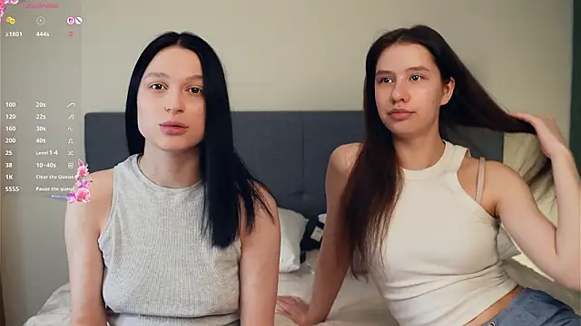 ZofiaSoshnik online show from February 2, 7:07 am