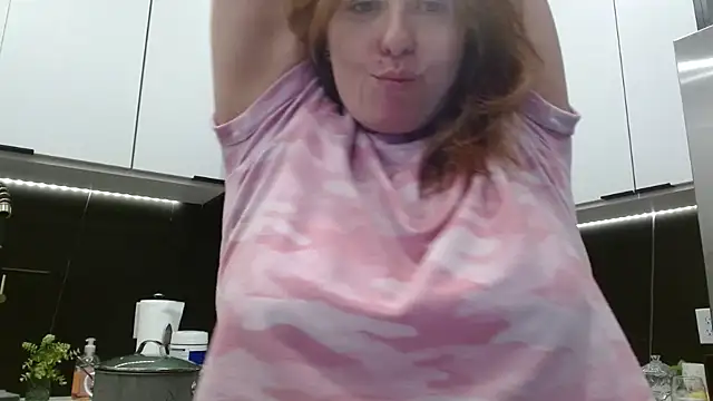 Snapshot of HazelSkyesChat chatting on May 27, 5:10 pm HazelSkyesChat online show from May 27, 5:10 pm