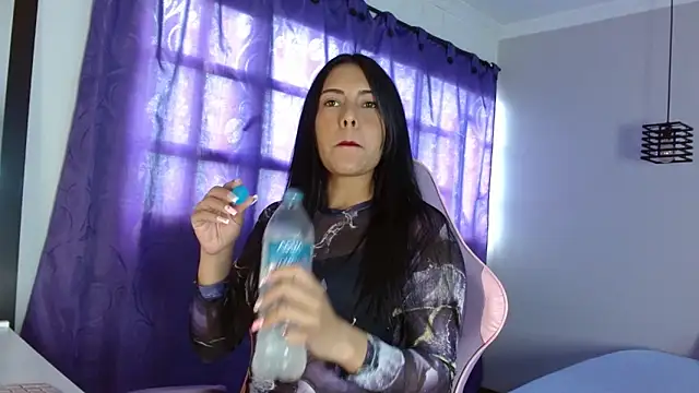 VelvetRosss online show from February 23, 7:44 pm