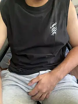 Snapshot of javfran76 chatting on March 9, 7:18 pm javfran76 online show from March 9, 7:18 pm