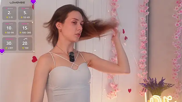 RoseliaLocatelli online show from June 17, 3:09 am