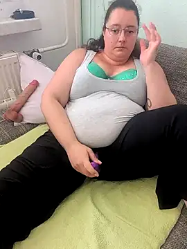 Snapshot of sarah_kommt_ chatting on May 26, 1:51 pm sarah kommt online show from May 26, 1:51 pm