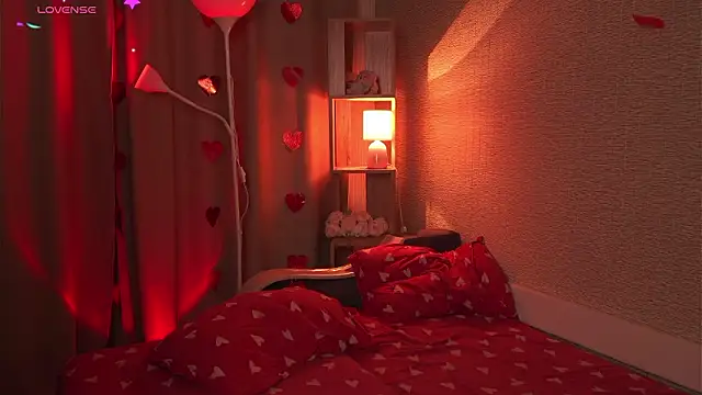 jenniferonlyforu online show from February 17, 6:14 pm