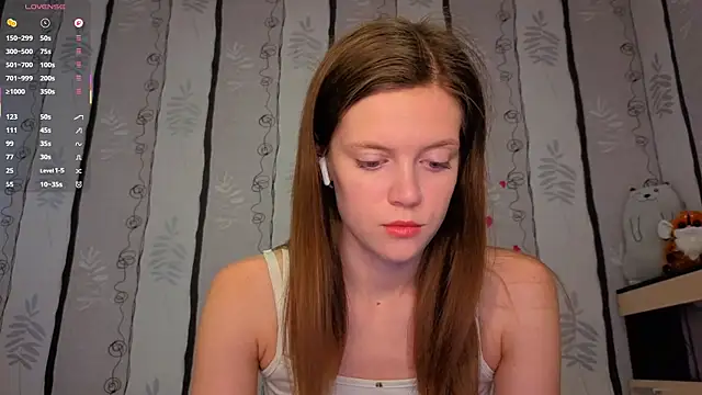 Snapshot of SueFerreyra chatting on July 9, 8:07 am SueFerreyra online show from July 9, 8:07 am