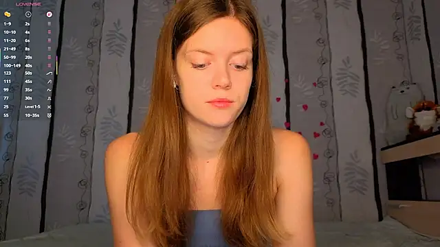 Snapshot of SueFerreyra chatting on July 12, 8:16 am SueFerreyra online show from July 12, 8:16 am
