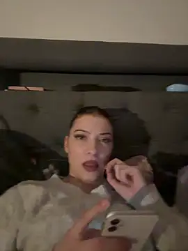 SofieKayla online show from February 7, 7:17 pm