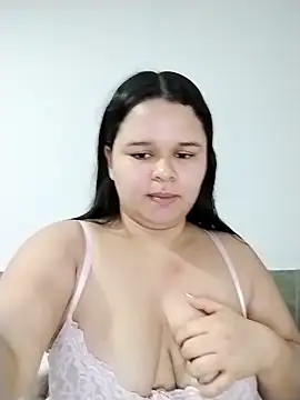 Snapshot of SamanthaStonee chatting on June 12, 8:08 pm SamanthaStonee online show from June 12, 8:08 pm