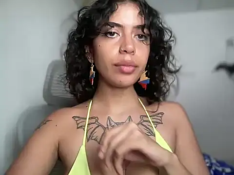 Antonia-bloom online show from February 22, 6:50 pm