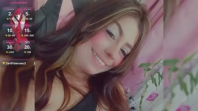 Snapshot of Rosario_96 chatting on July 5, 4:19 am Rosario 96 online show from July 5, 4:19 am