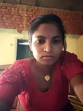 Snapshot of Gungun_thakur chatting on May 21, 6:42 am Gungun thakur online show from May 21, 6:42 am