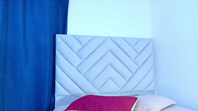 AnaisDream  online show from February 5, 10:53 am