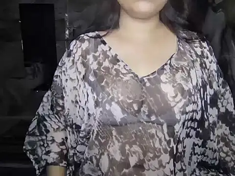 Snapshot of Bold_Beauty_07 chatting on May 20, 7:58 am Bold Beauty 07 online show from May 20, 7:58 am