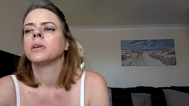ElizabethArden42- online show from April 28, 10:42 am