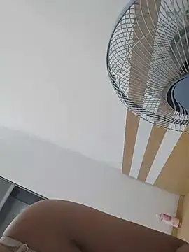 Snapshot of EmBong69 chatting on July 6, 3:14 pm EmBong69 online show from July 6, 3:14 pm