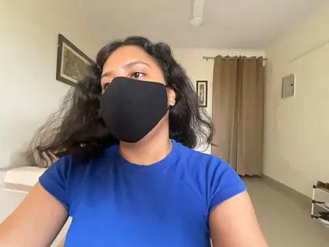 Snapshot of Anna_girl22 chatting on June 13, 2:42 am Anna girl22 online show from June 13, 2:42 am