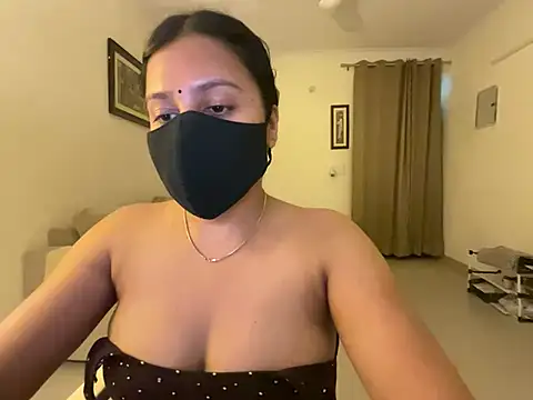 Snapshot of Anna_girl22 chatting on July 28, 3:21 pm Anna girl22 online show from July 28, 3:21 pm