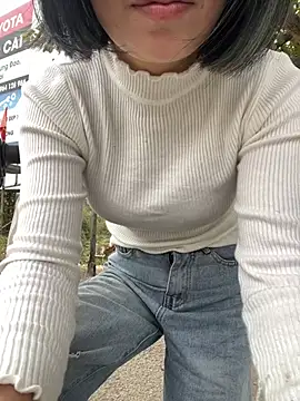 Snapshot of susin-beo chatting on February 11, 3:33 am susin-beo online show from February 11, 3:33 am