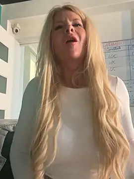 TatianaNova online show from April 24, 4:53 pm