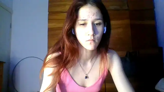 Snapshot of NickiKisinger chatting on May 11, 7:14 am NickiKisinger online show from May 11, 7:14 am