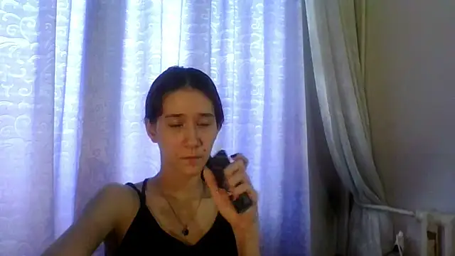 Snapshot of NickiKisinger chatting on July 19, 7:12 am NickiKisinger online show from July 19, 7:12 am