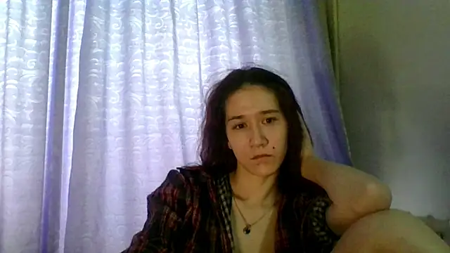 Snapshot of NickiKisinger chatting on July 23, 7:50 am NickiKisinger online show from July 23, 7:50 am