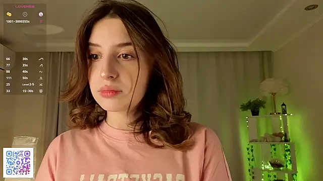 LeanneDinkle online show from February 14, 4:53 am