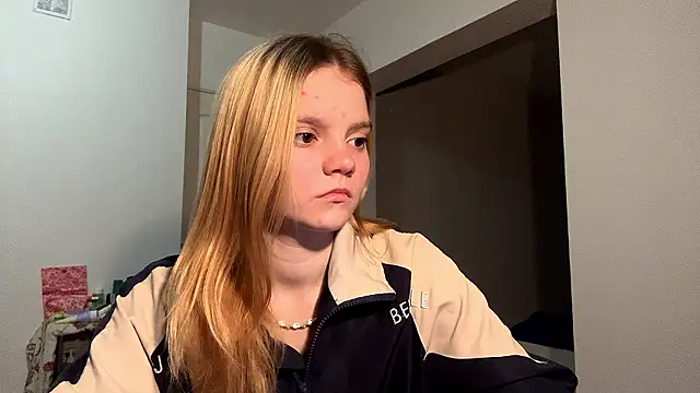 Tiffany Muse online show from March 13, 2:07 am