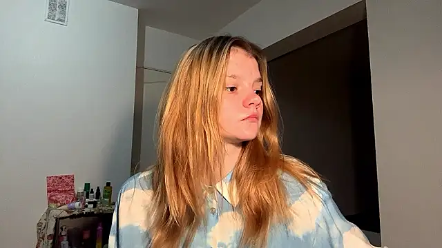 Tiffany Muse online show from March 15, 3:12 am